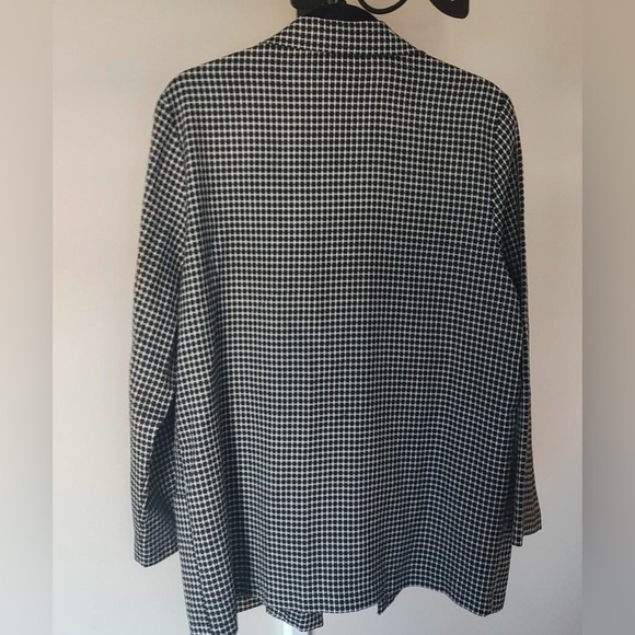 Unknown Brand Oversized Blazer- Size Large, Lightweight, 3/4 Sleeves - Picture 3 of 8